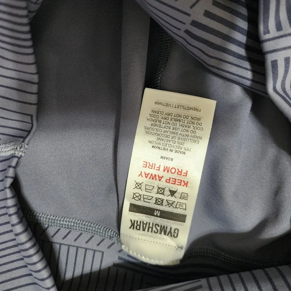 Gymshark ☆ Geometric Patterned Gray/Blue Women's Leggings. NWOT - Picture 4 of 6